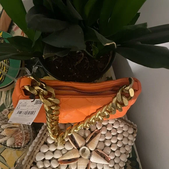 Mango Orange Quilted Baguette Purse with Gold Chain - Picture 7 of 16